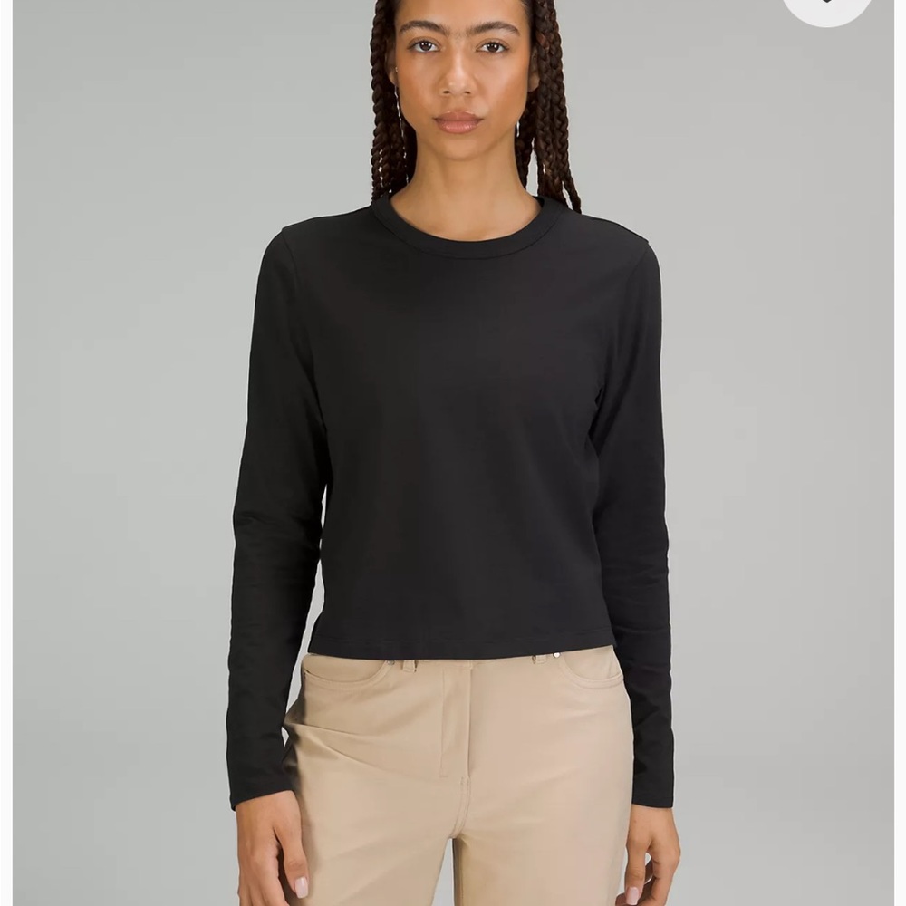 NWT Lululemon black long sleeve top